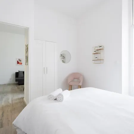 Guest house Le Complexe Concorde - 3 16 Pers Velodrome Terrasse Clim